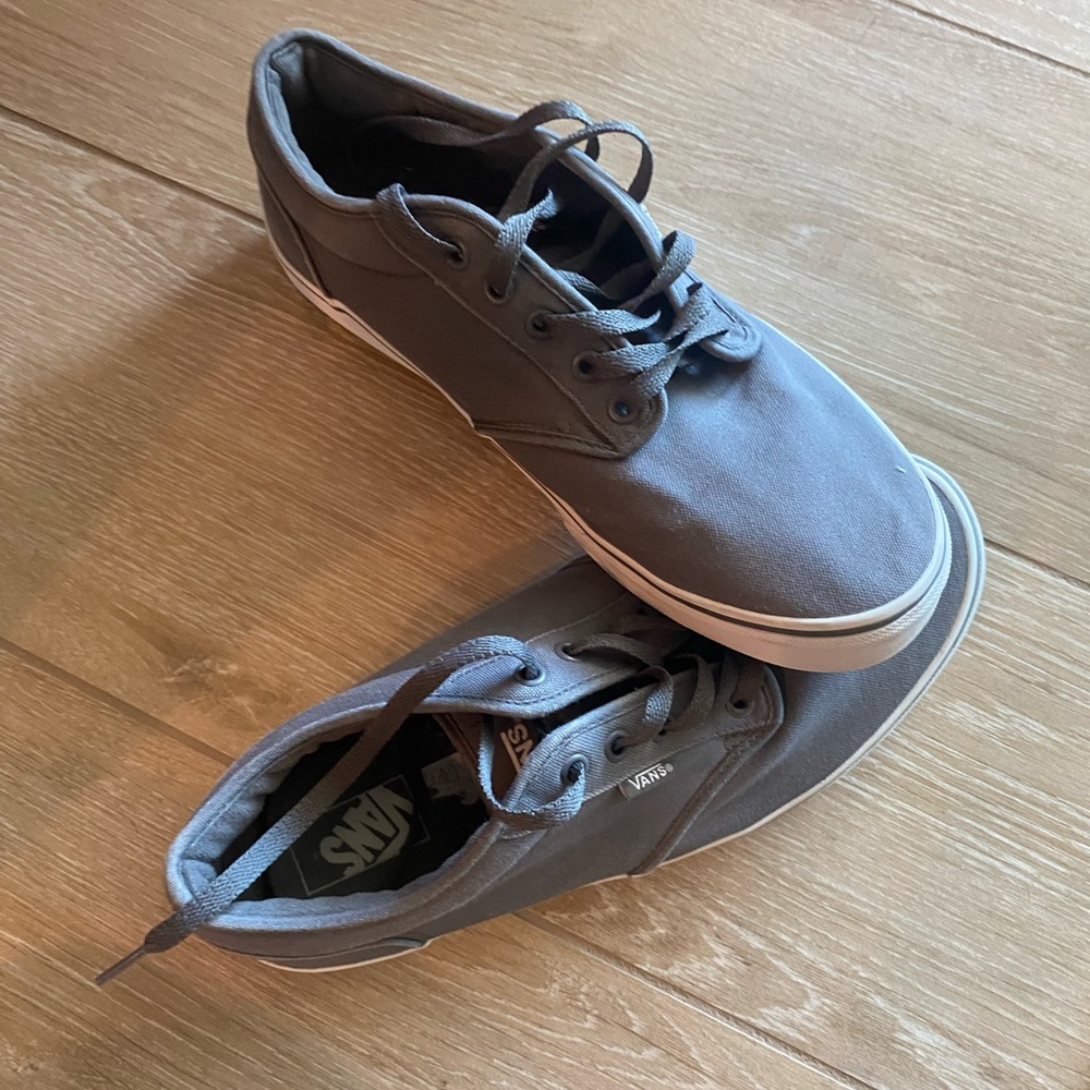 Vans Men's Gray Atwood Pewter/White Canvas Skate Shoes Size 11.5